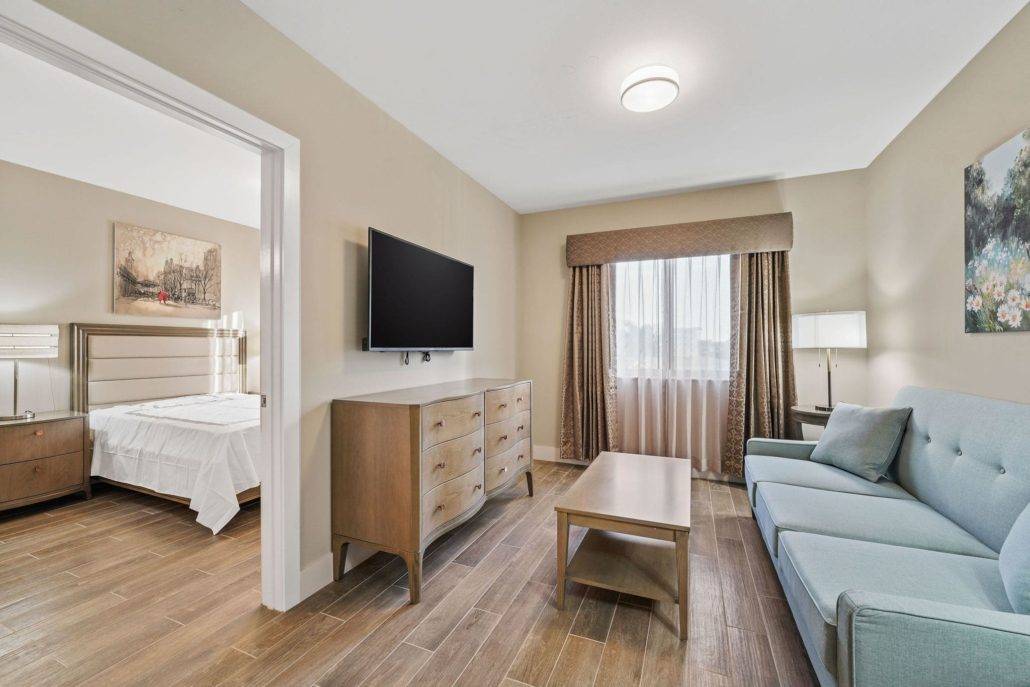 seaside_living_bedroom1-min assisted living miami