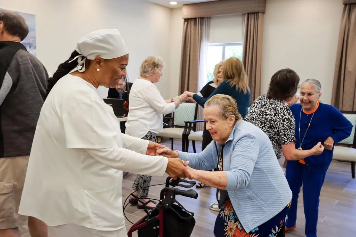 Actividades para adultos mayores: cómo mantenerse activo y feliz
