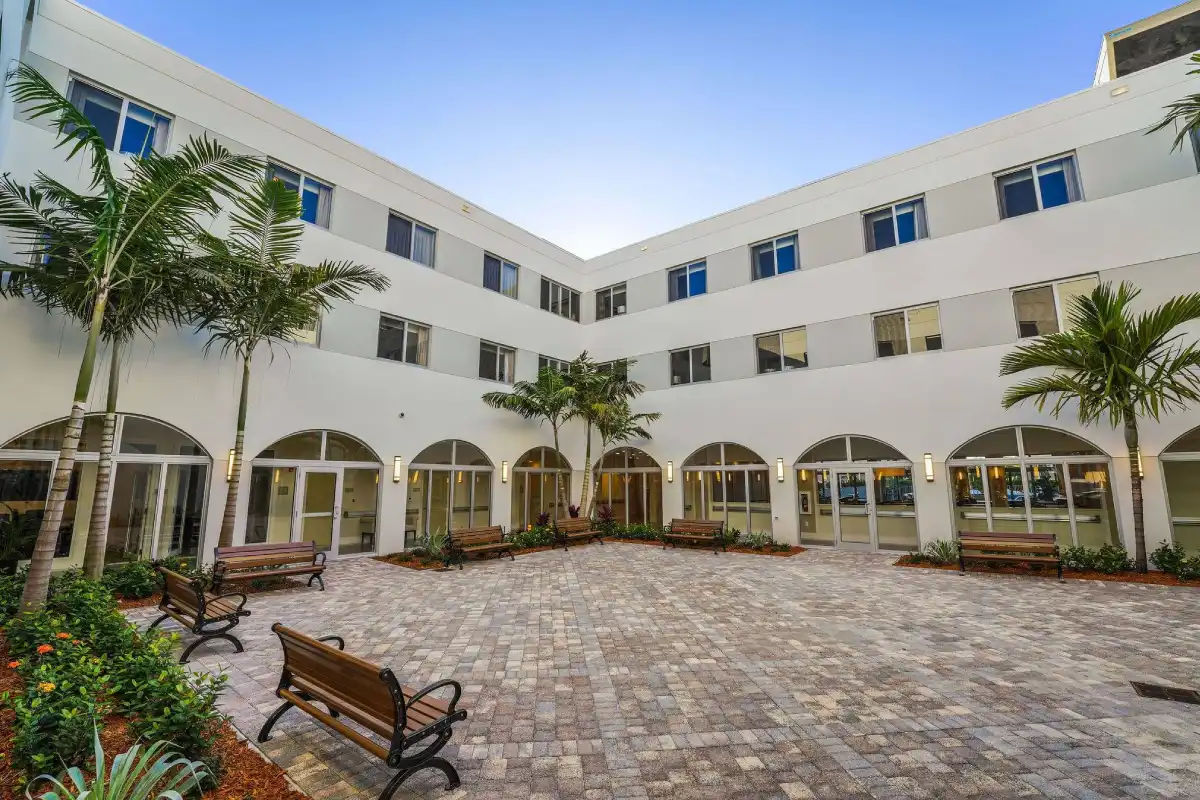 Senior luxury living: disfruta de comodidad y elegancia en tu nueva etapa